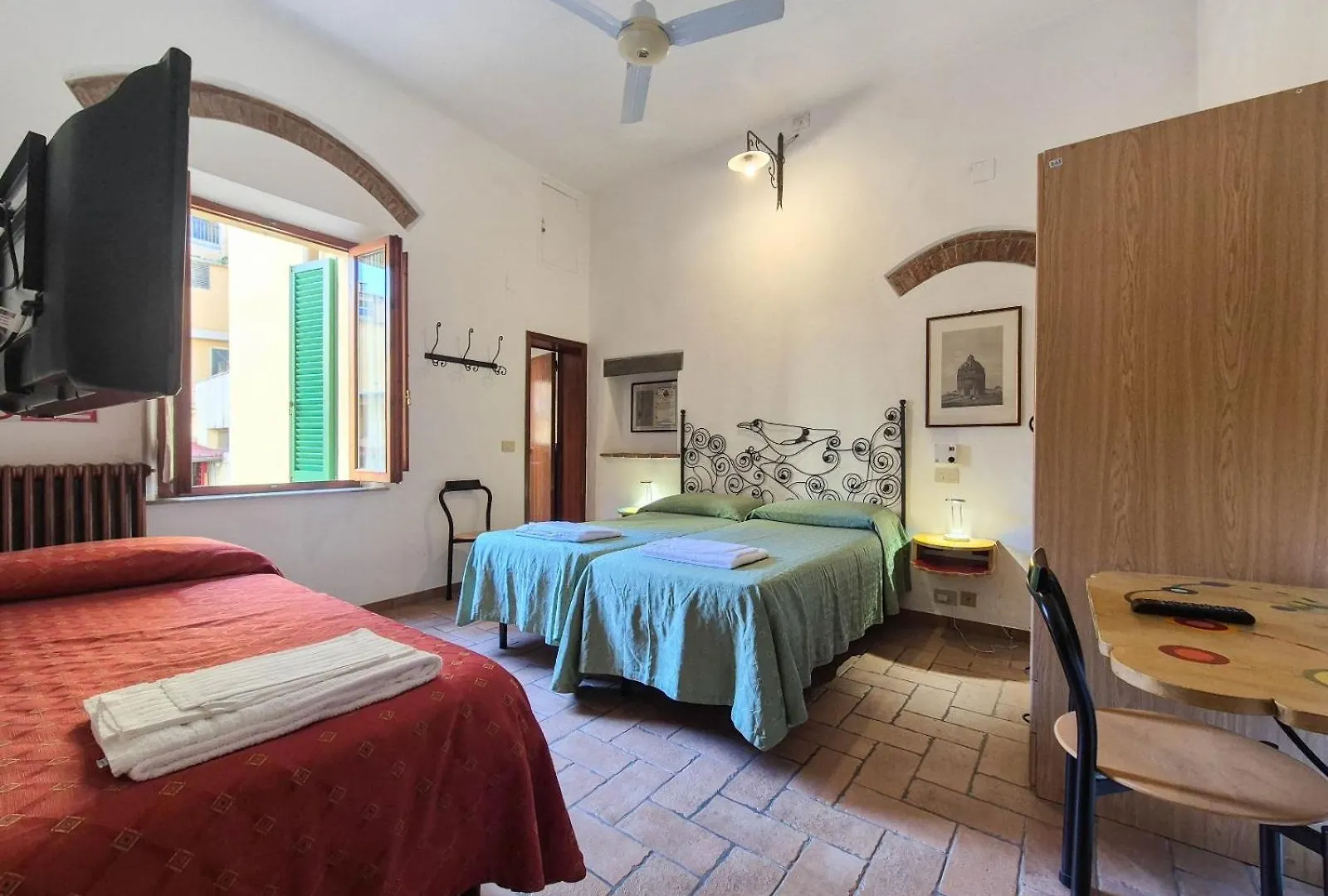 Hotel Helvetia Pisa Tower