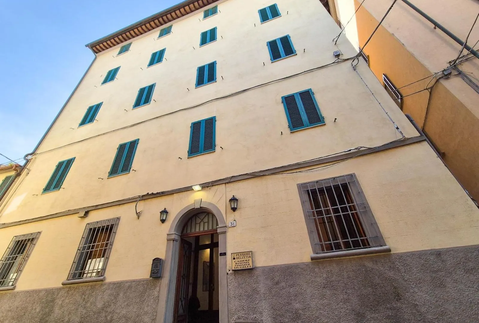 Helvetia Pisa Tower Guest House